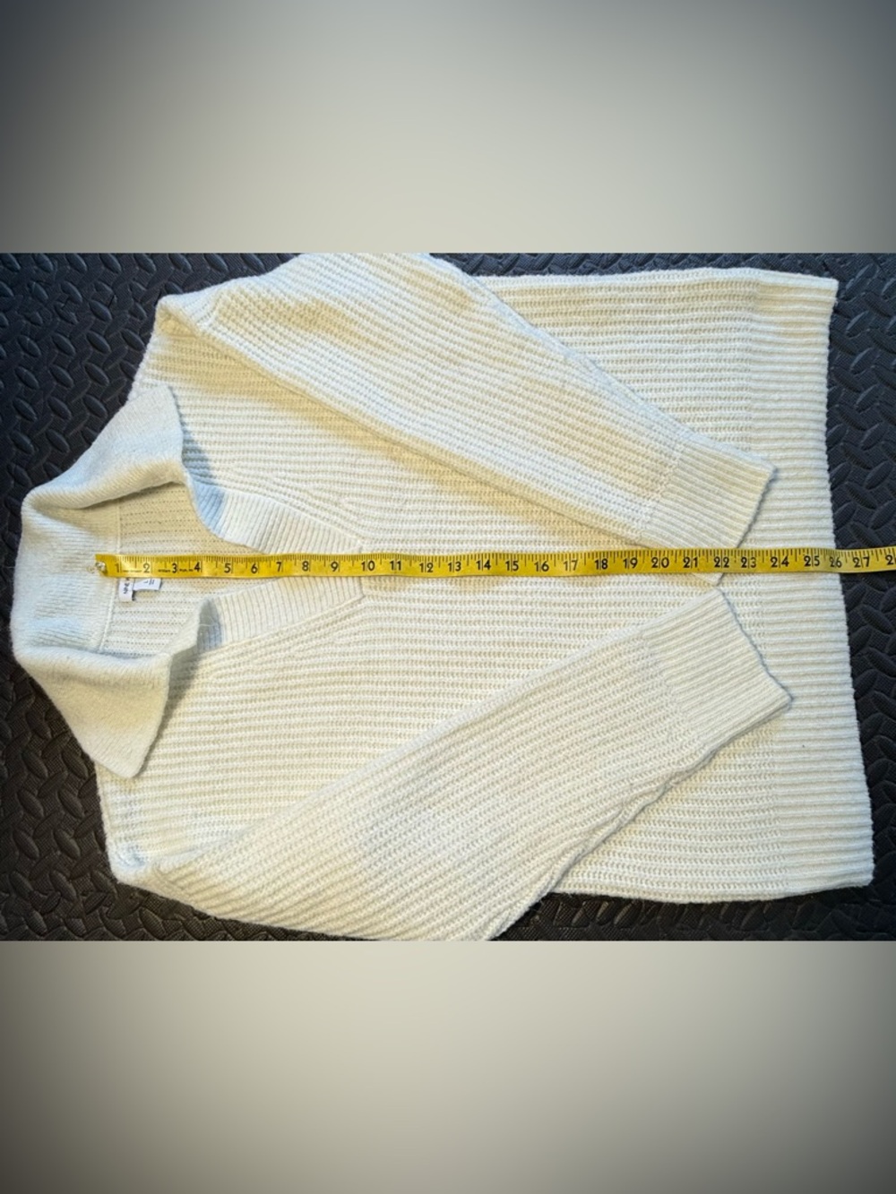 Nine West Cream Ribbed V-Neck Collared Sweater Size Large - Picture 6 of 9